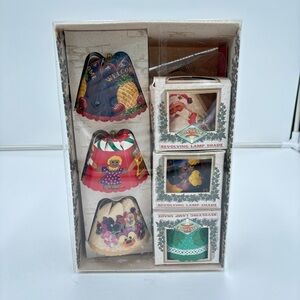 Vintage Christmas Holidays 6 Spin Shades Revolving Electric Candle Lamp Santa